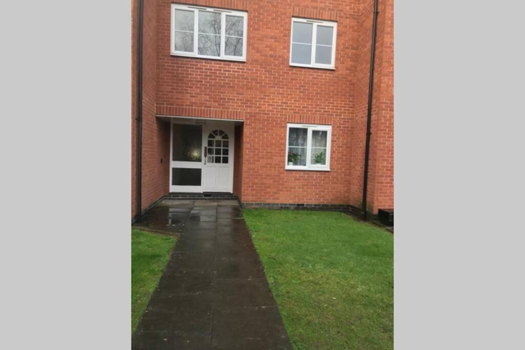 The Regency Entire 1 Bedroom Flat Accomodation Leicester Exterior photo