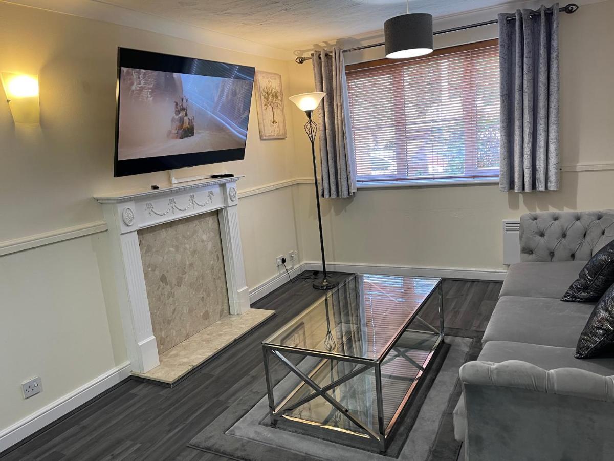 The Regency Entire 1 Bedroom Flat Accomodation Leicester Exterior photo